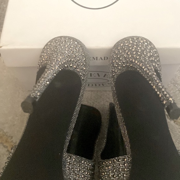 Steve Madden Rhinestone high heeled Mules - Picture 5 of 5